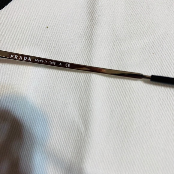 😎 Prada women sunglasses😎 Authentic 💯very nice - Picture 6 of 8